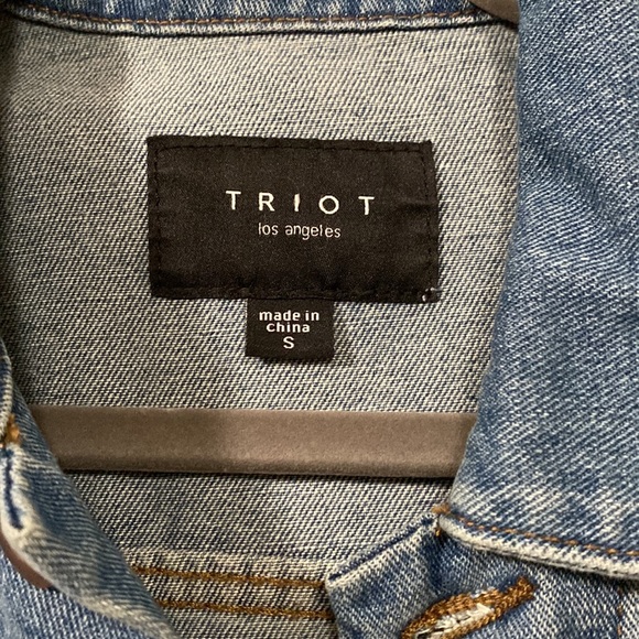 Men’s Small Jean Jacket - Picture 3 of 3